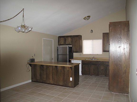 2nd image of 4947 Claire Dr