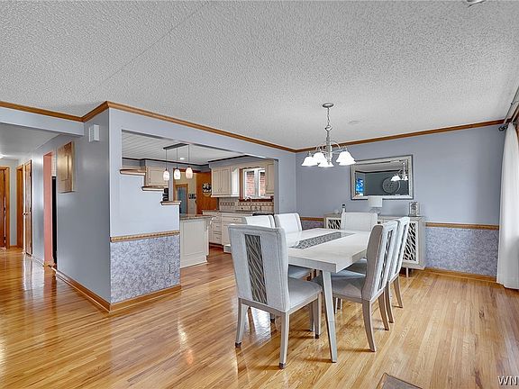 5th image of 17 Helenbrook Ln
