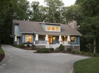 781 Berry Spring Path, Signal Mountain, TN 37377