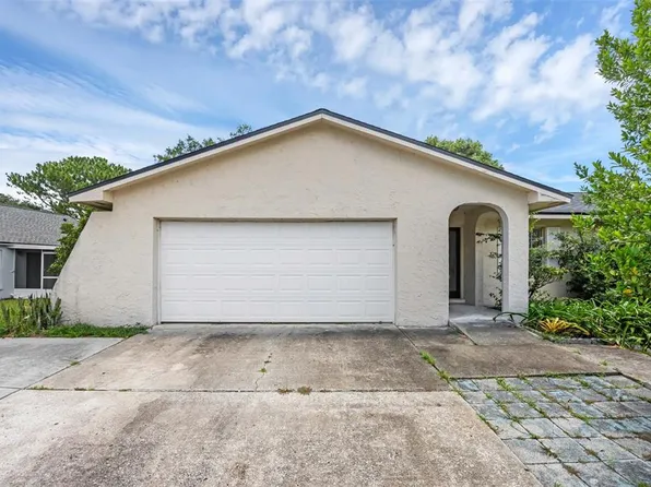 205 Loch Low Dr, Sanford, FL 32773