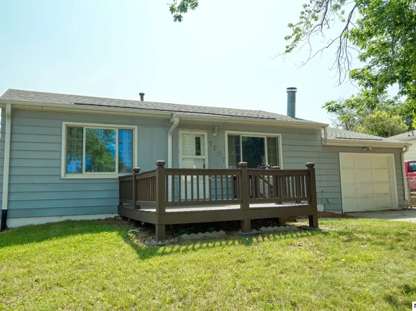 7207 Chandler Hills Dr, Bellevue, NE 68147