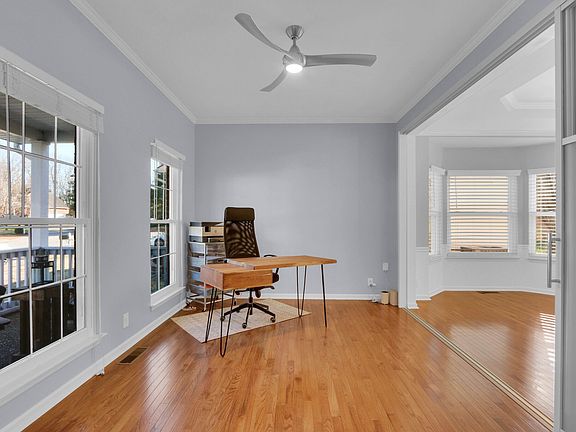 5th image of 1413 Clairmonte Cir