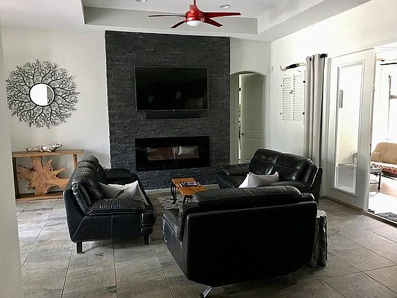5th image of 101 Whispering Oaks Cir
