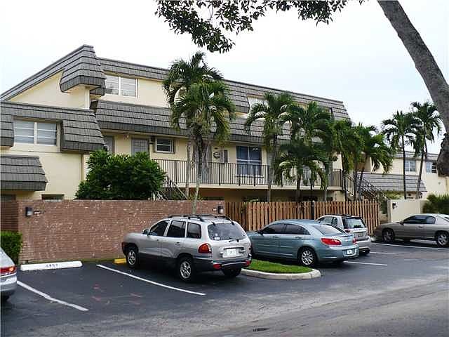 1st image of 8473 SW 137th Ave #8473