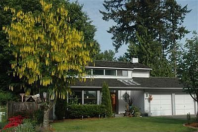 2726 233rd PL NE