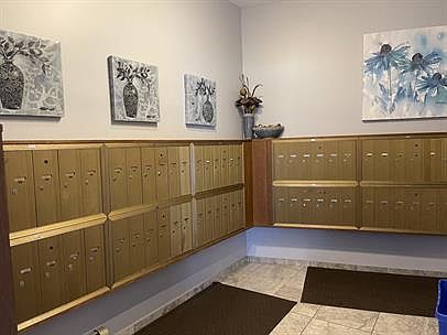 3rd image of 5607 Green Circle Dr Unit 123-1-1