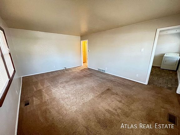 4th image of 2519 Wood Ave
