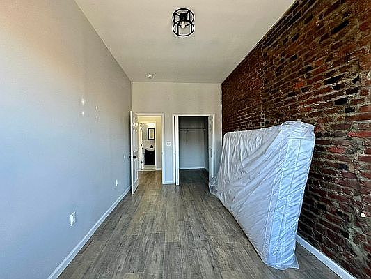5th image of 518 4th Ave APT 4F