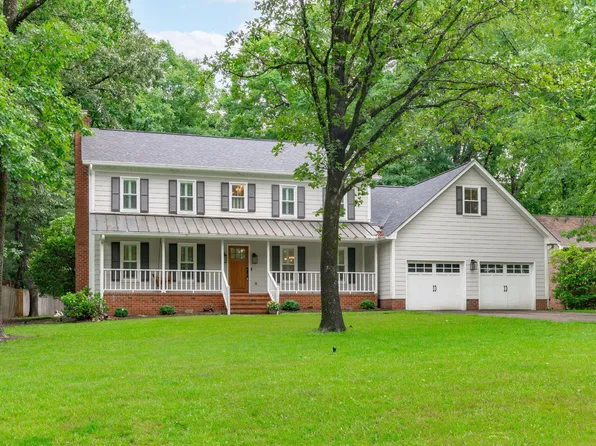 8505 Stonegate Dr, Raleigh, NC 27615