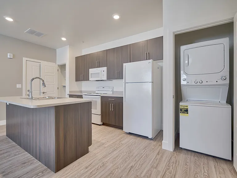 Eden Apartments — Photo 64