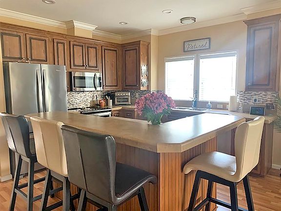 2nd image of 5202 Las Palmas Norte #5202