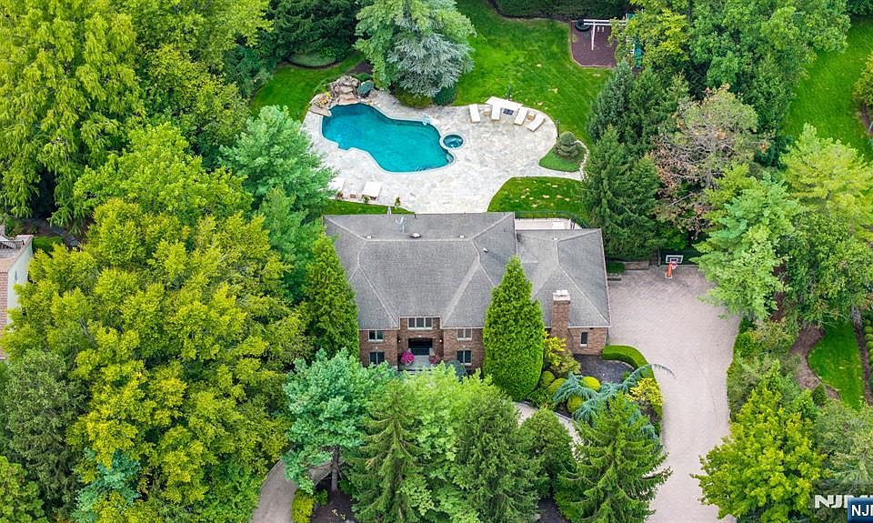 1st image of 72 Adams Drive