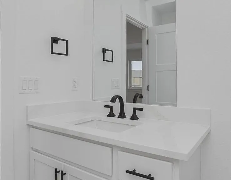 336 W Ashbrook Dr — Photo 61