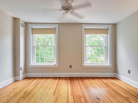 4th image of 4599 SE Teakwood St