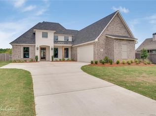 475 Long Acre Dr, Bossier City, LA 71111