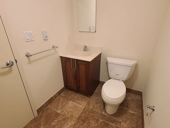 5th image of 6 City Pl APT 105