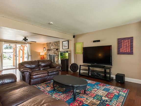 3rd image of 801 E Silver Sage Dr
