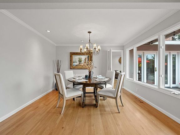 5th image of 13457 Alder Ct