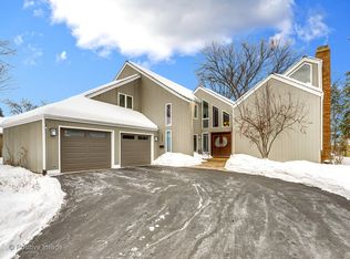 1307 Shady Ln, Wheaton, IL