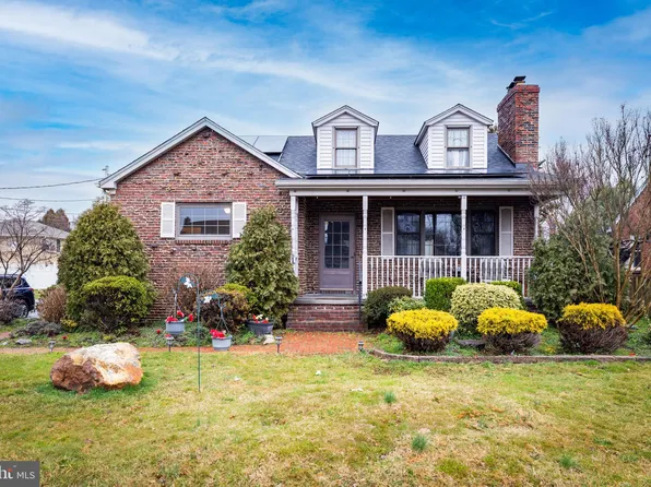 1109 Washington St, New Castle, DE 19720