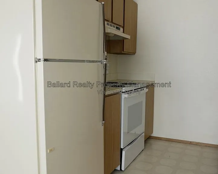 3232 21st Ave W #102 — Photo 12