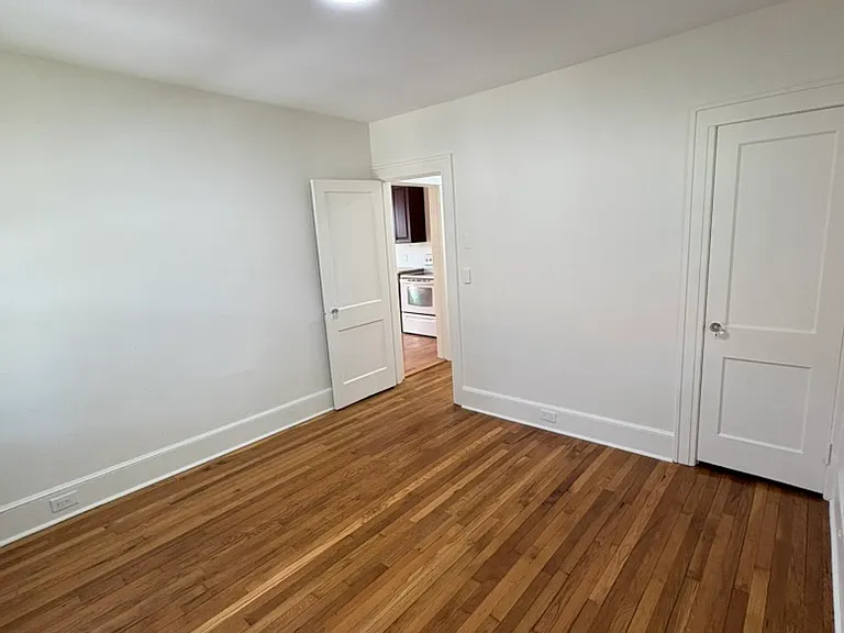 132 Grand St #A — Photo 7