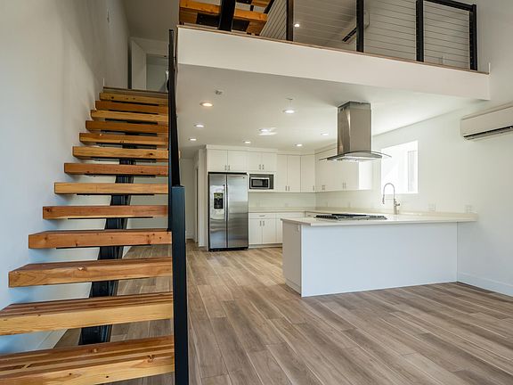 3rd image of 231 S Edison St #6