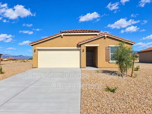 766 E Makenna Rain Dr, Pahrump, NV 89048