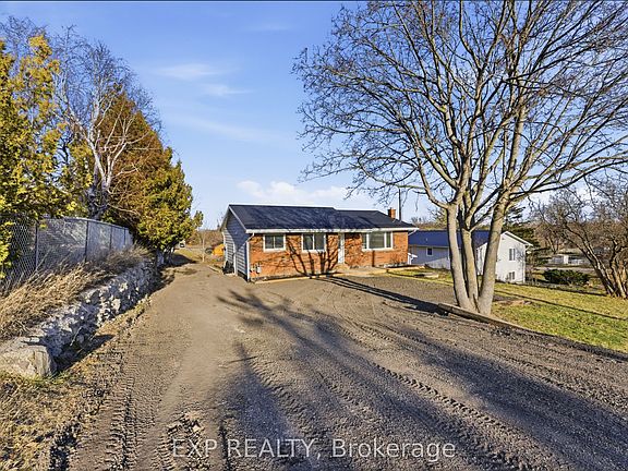 3rd image of 696 Whites Rd