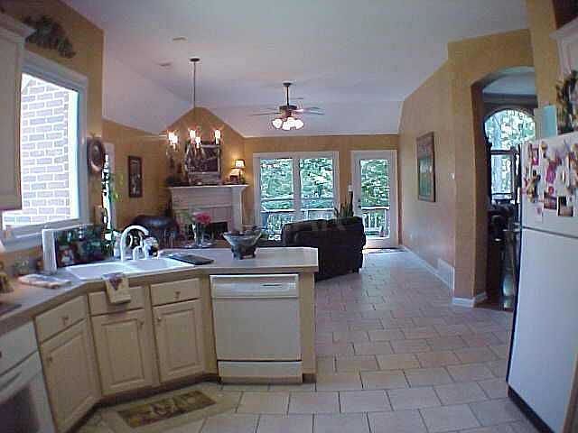 Kitchen and Hearthroom