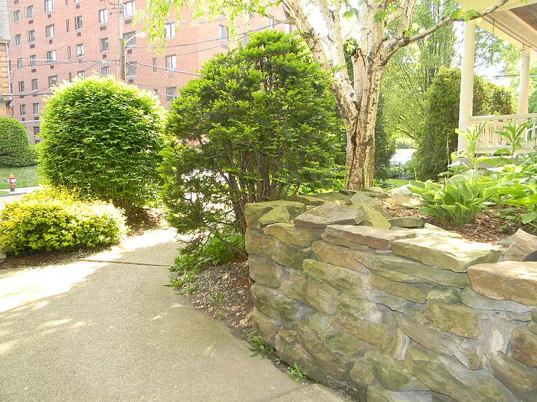 6333 Walnut St — Photo 8