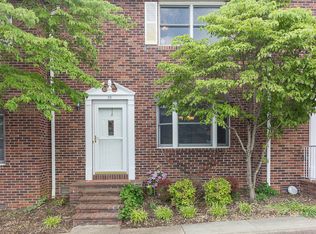 17 Heritage Dr APT 20, Bristol, VA 24201
