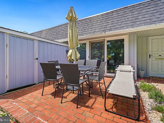 3rd image of 15000 Candover Ct #278-B