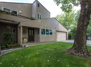 1608 NW Rolling Hill Dr, Beaverton, OR 97006
