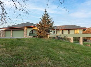 W5114 Knobloch Rd, La crosse, WI 54601