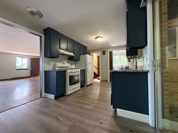 287-1 Kensington Ave