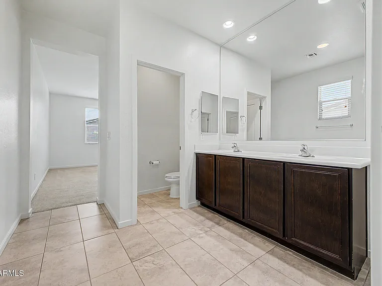 21415 W Holly St — Photo 26