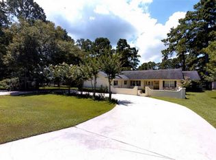 300 Broadmoor Dr, Brookeland, TX 75931