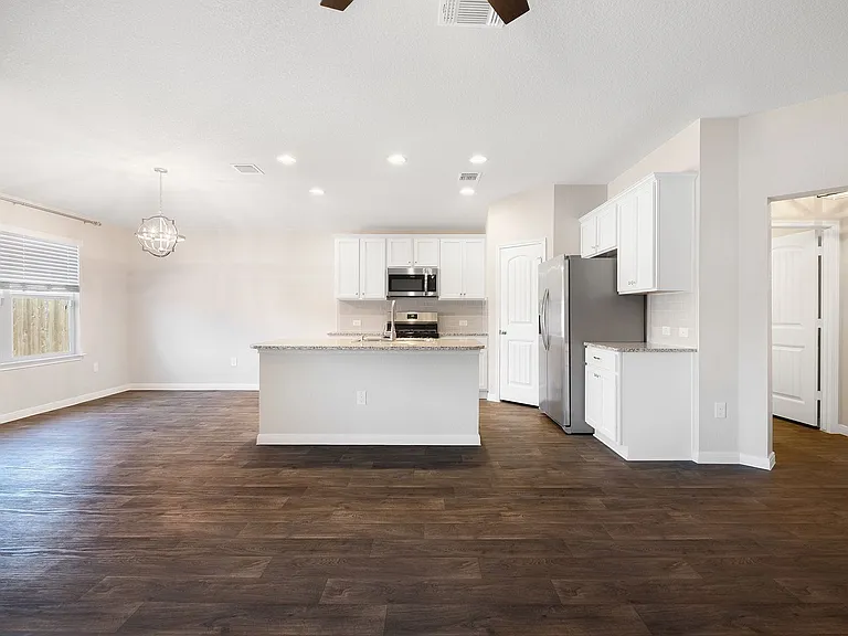 117 Cranbrook Ln — Photo 11