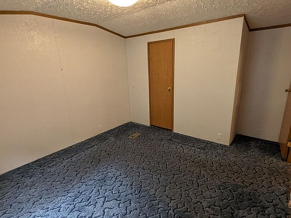 4th image of 1133 Yeomans St #98