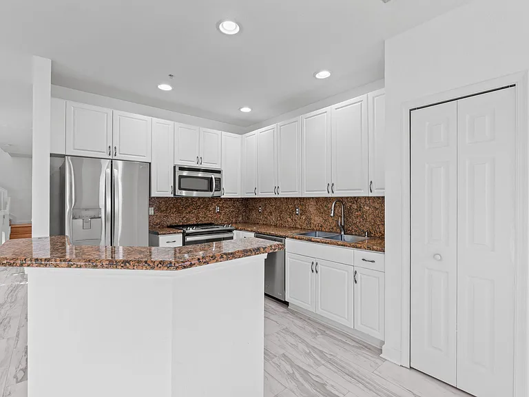 1200 Coastal Bay Blvd — Photo 6