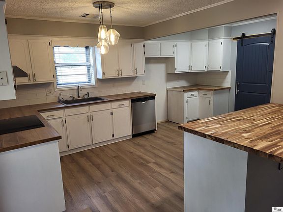 2nd image of 108 Westlakes Dr