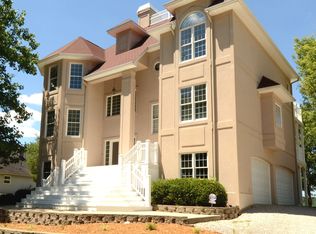 8055 East Hardin Ridge Road, Heltonville, IN 47436