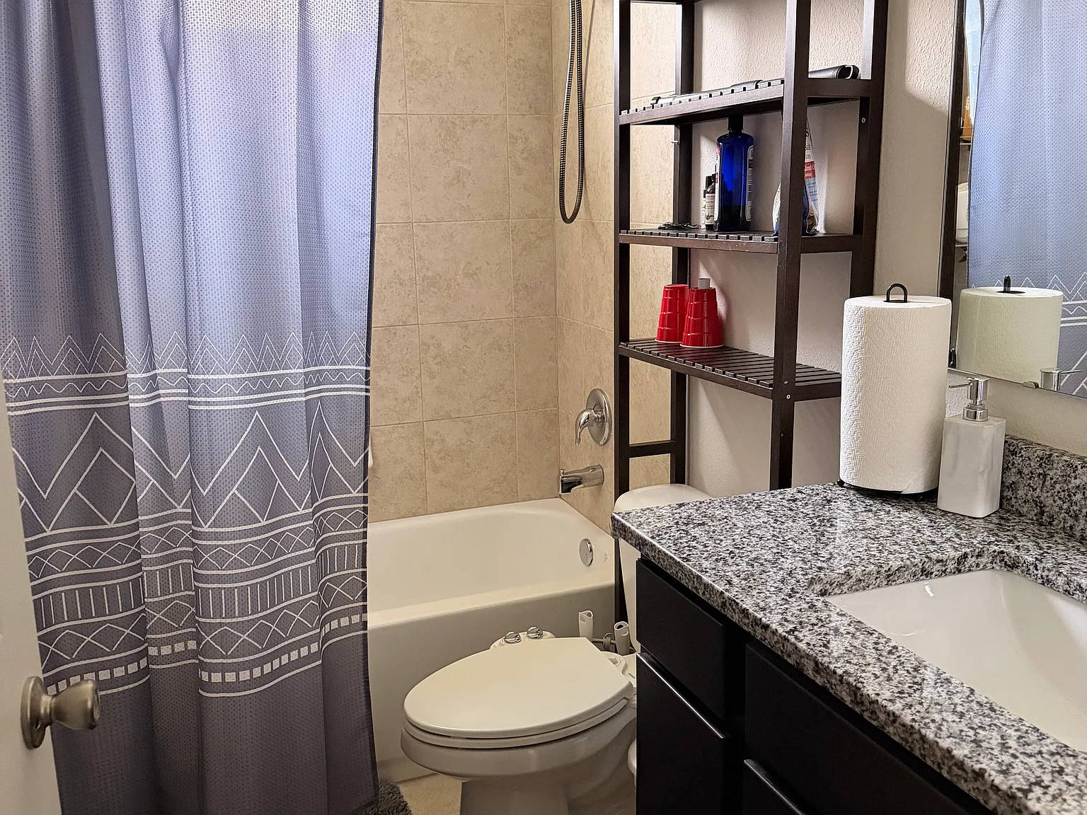 4 bed, 1688 sqft, $900 — Photo 4