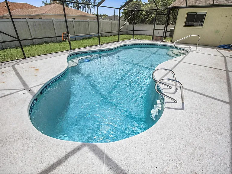 38 E Diamond Dr — Photo 12