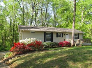 2206 Wanda Dr, Greensboro, NC 27408