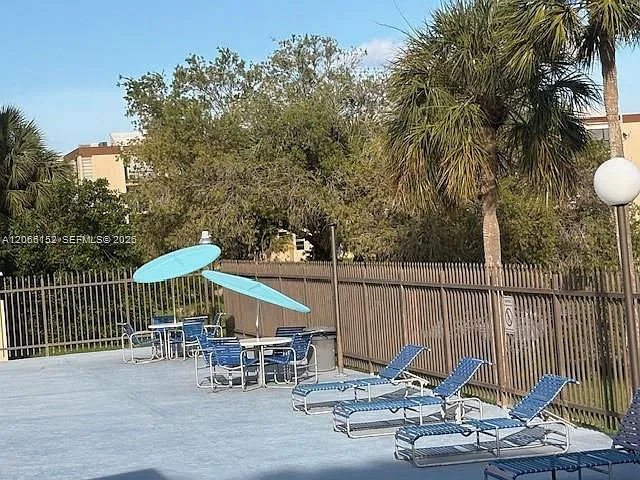 8893 Fontainebleau Blvd #304 — Photo 23