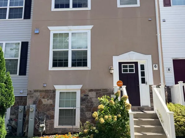 6 Kirkwyn Ct, Owings Mills, MD 21117