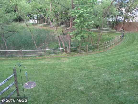 5th image of 163 Quiet Waters Pl