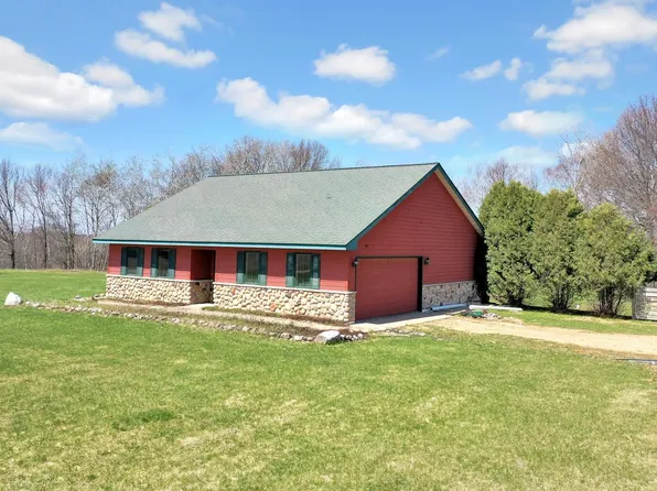 580 128th Ave, Hudson, WI 54016